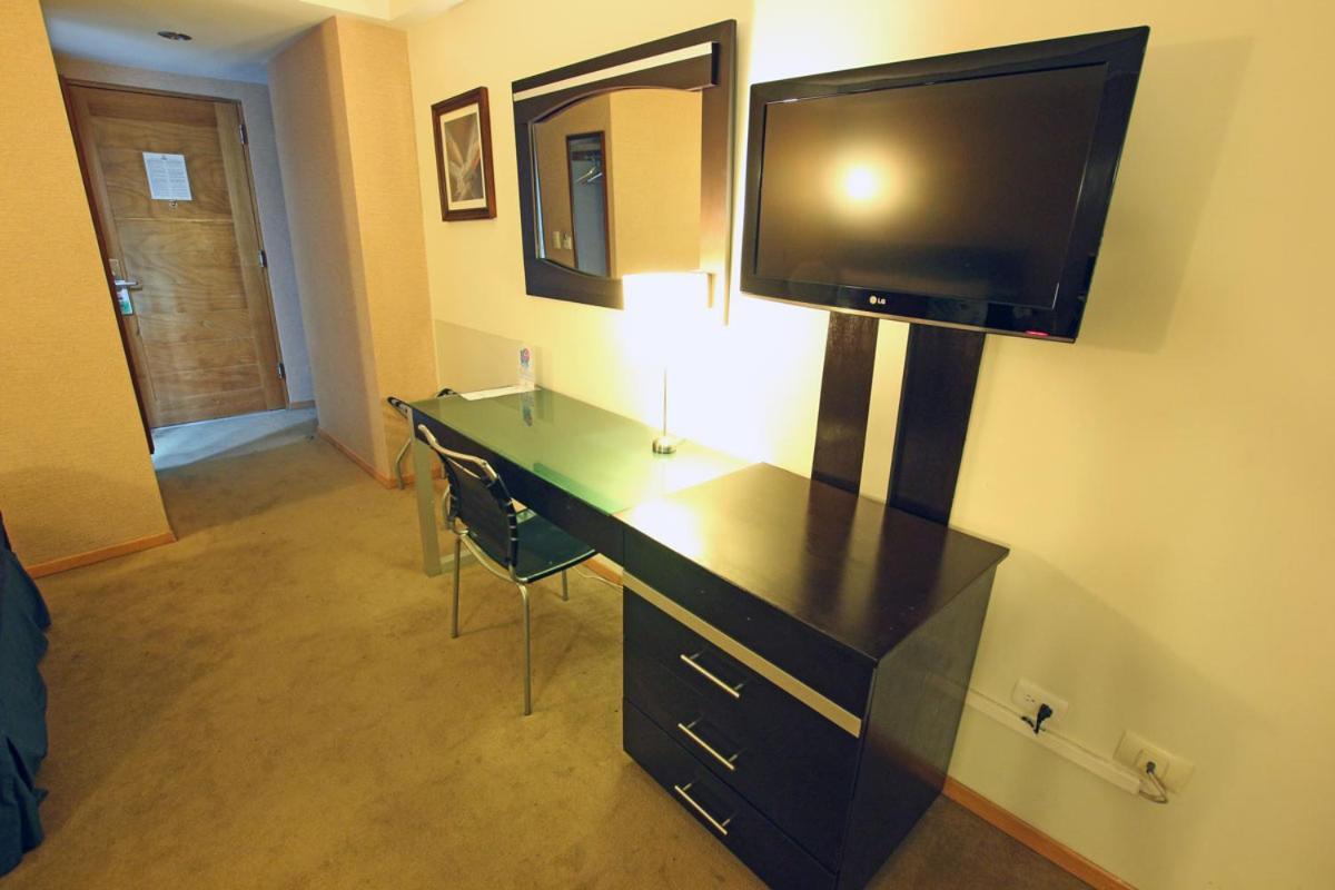 Hotel Colon Plaza Business Class Nuevo Laredo Exterior foto
